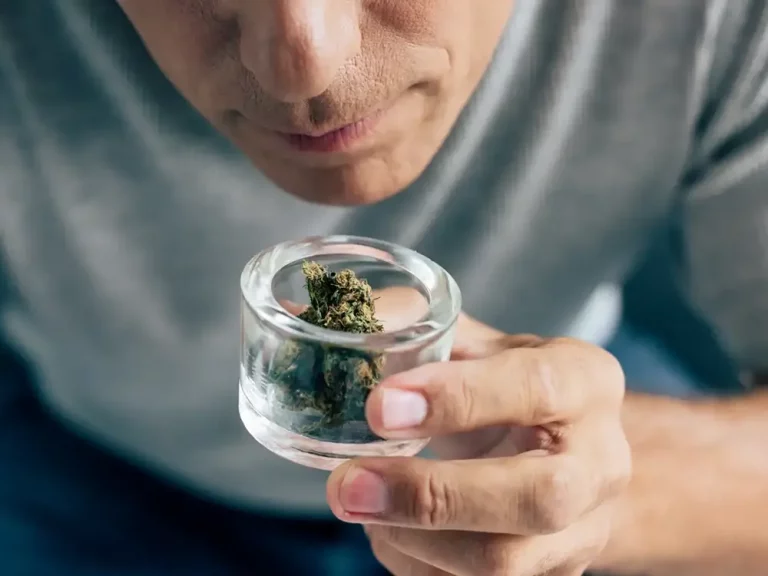 Do CBD Cigarettes Smell Like Pot?